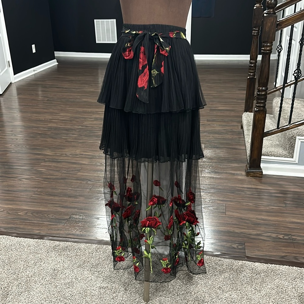 Deco Style Ruffled Skirt